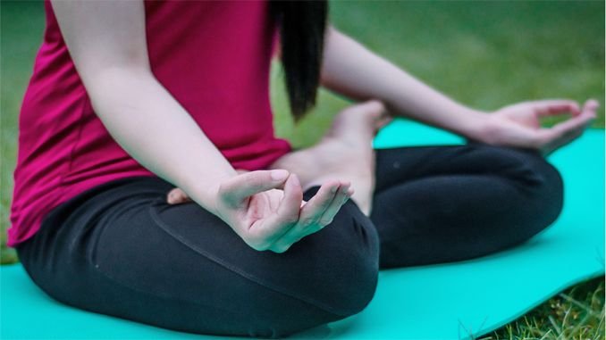 increase-memorization-and-concentration-by-doing-this-Mudra